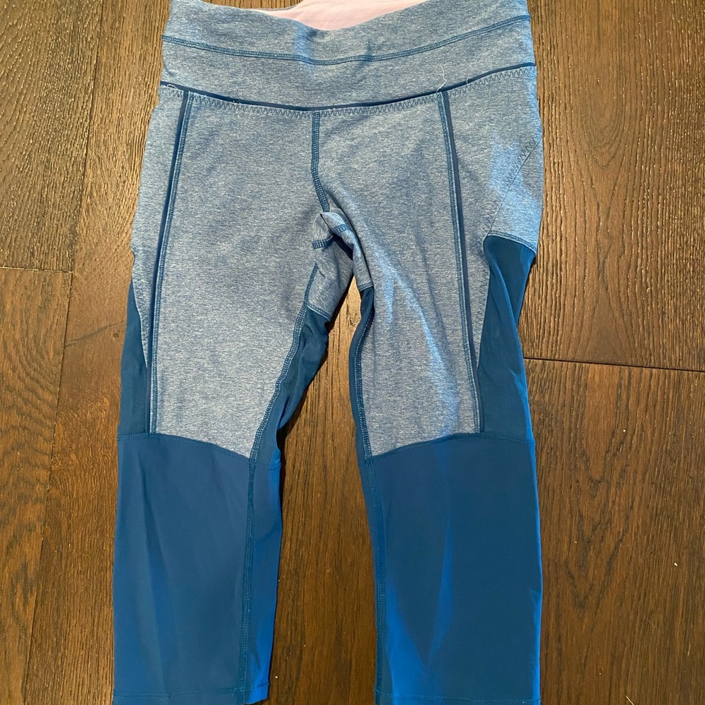 Lululemon Athletica Blue and Gray Leggings